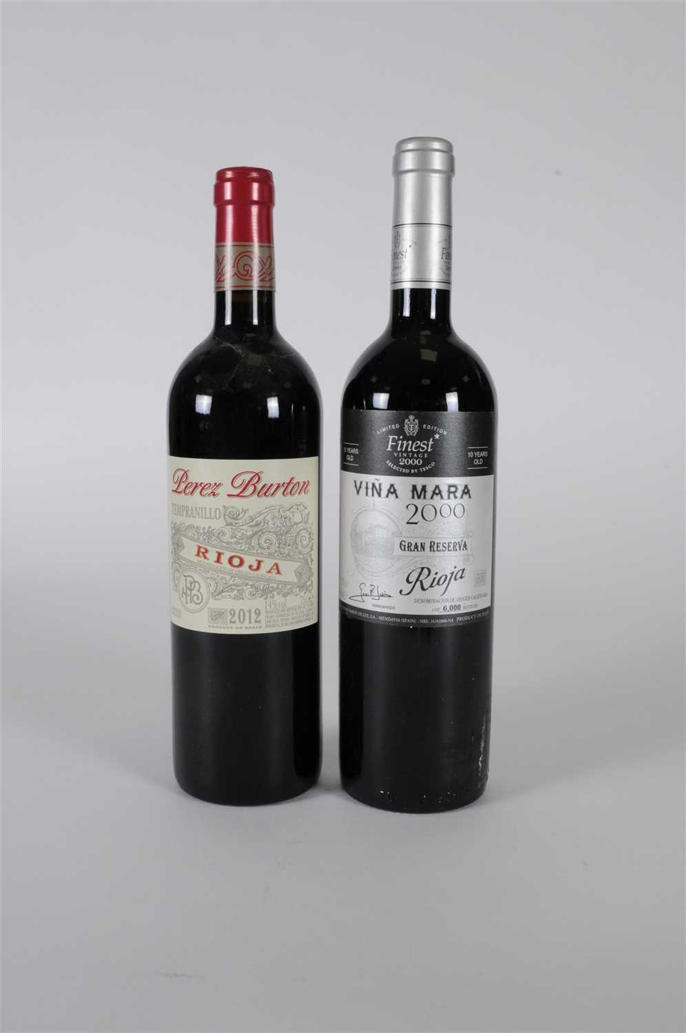 Lot 136 - Rioja Box 3 
Martinez Bujanda Rioja Reserva...