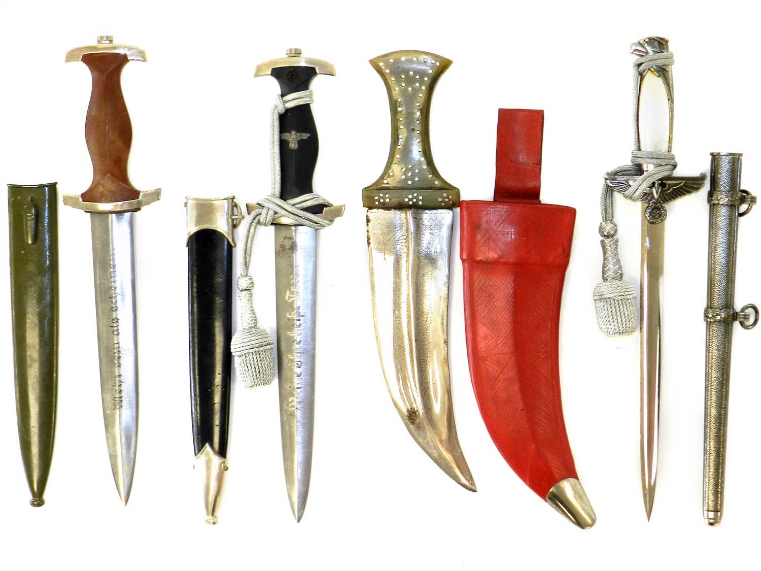 Lot 455 - German reproduction daggers