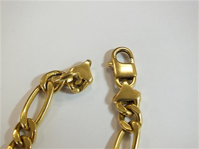 Lot 294 - A flat curb link necklace and bracelet suite