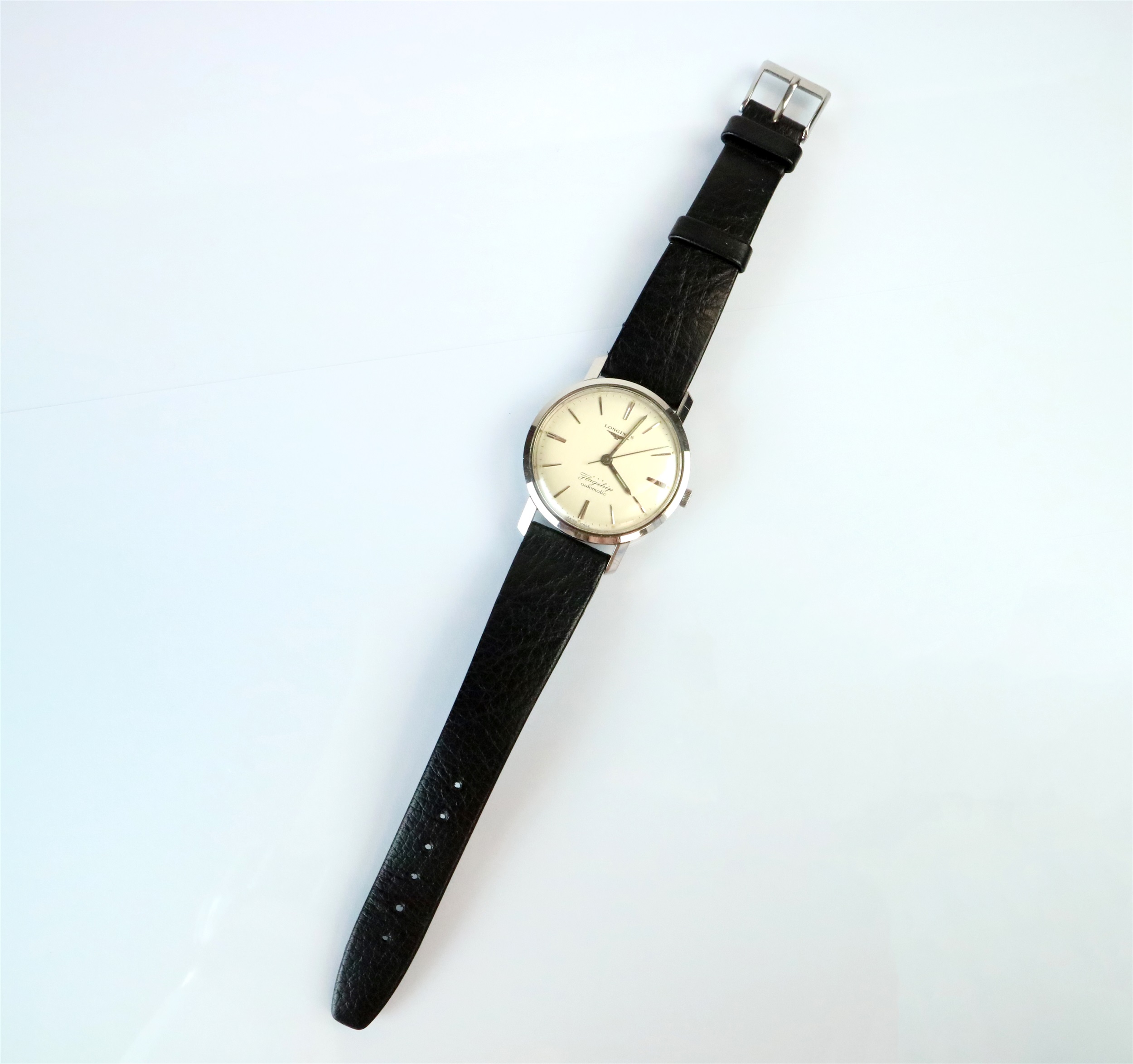 Lot 372 A Gentleman s Longines flagship Automatic