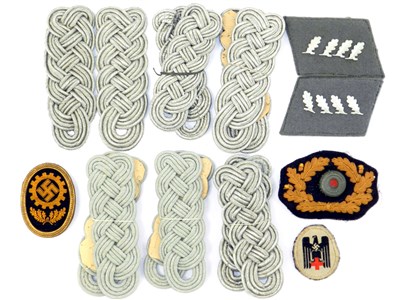 Lot 374 - German Third Reich tesse, collar tabs and badges