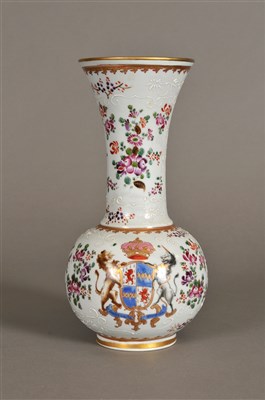 Lot 210 - A Samson porcelain Chinese-export style vase