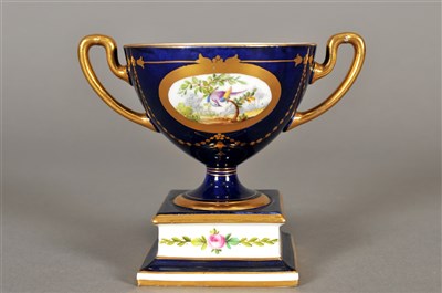 Lot 171 - Mintons twin-handled trophy cup