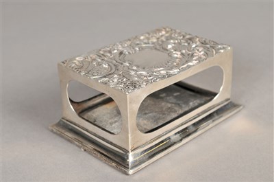 Lot 69 - A silver mounted match box holder