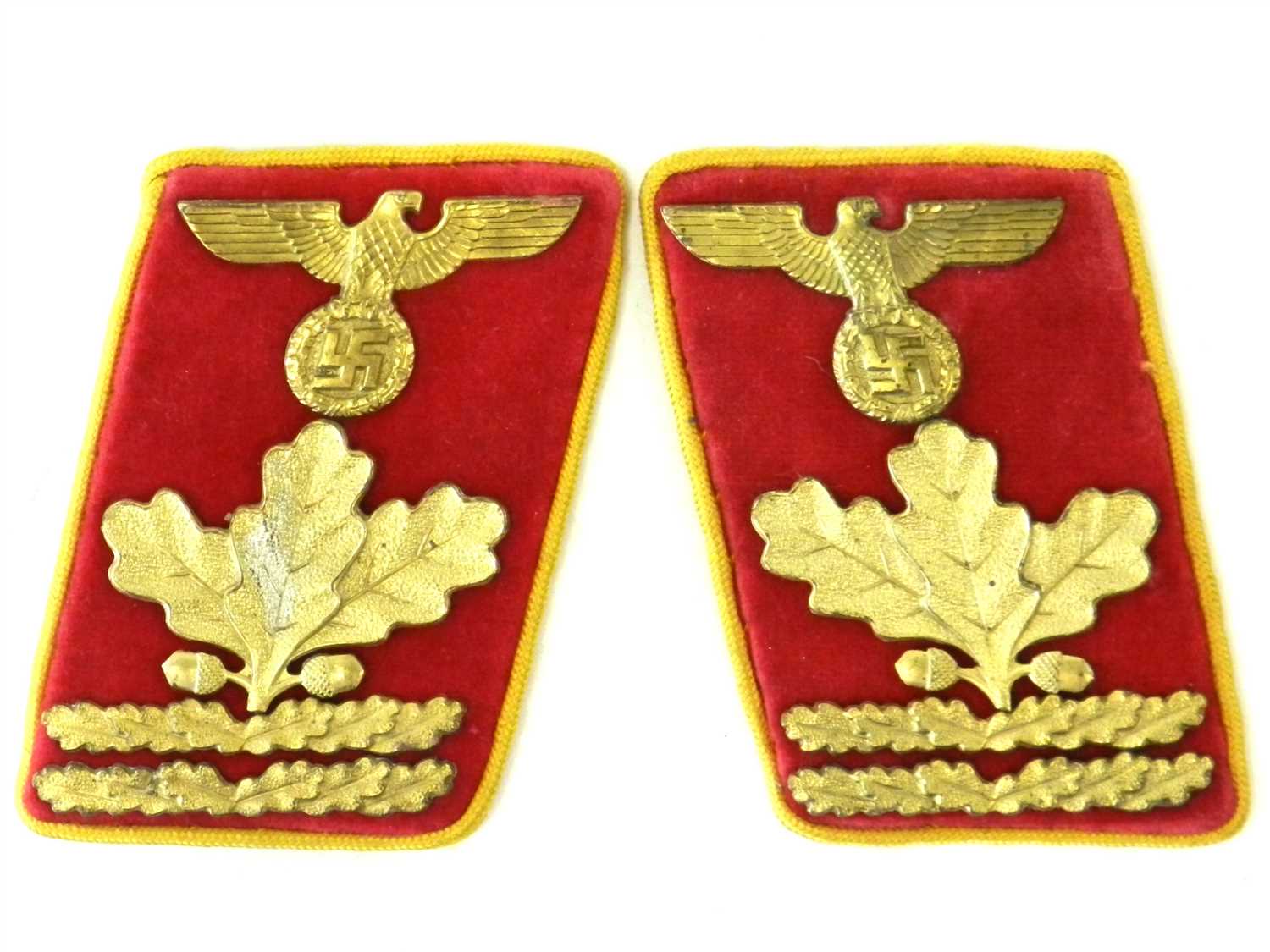 Lot 387 - Set of German Third Reich NSDAP collar tabs