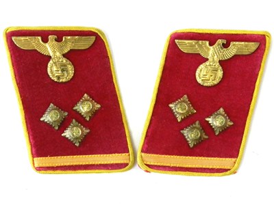 Lot 601 - Set of German Third Reich NSDAP collar tabs