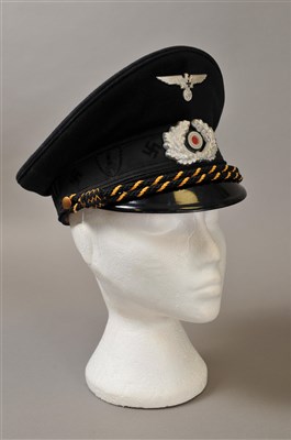 Lot 402 - A German Third Reich National-Sozialistische Reichskriegerbund visor cap