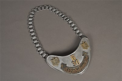 Lot 701 - German Bahnhofswache gorget and chain