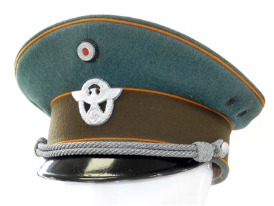 Lot 713 - German Third Reich Feldgendarmerie Officer's visor cap