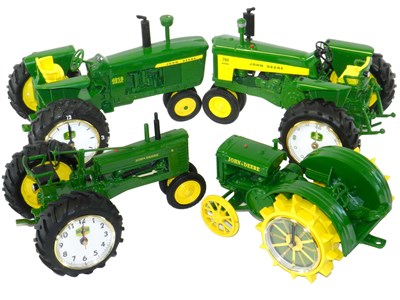 Lot 738 - Danbury Mint 1/16 John Deere Tractor/Clock Models