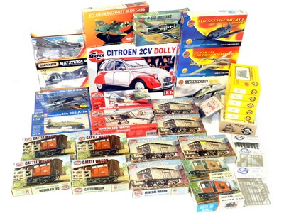 Lot 780 - Plastic kits by Airfix, Matchbox, Revell, Heller and Ratio