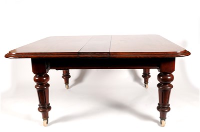 Lot 274 - A Victorian mahogany extending dining table,...