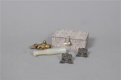 Lot 115 - A small group of Chinese items