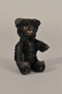 Lot 443 - A 1920's Schuco Teddy bear perfume bottle