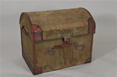 Lot 284 - An Edwardian domed canvas covered travelling / storage trunk