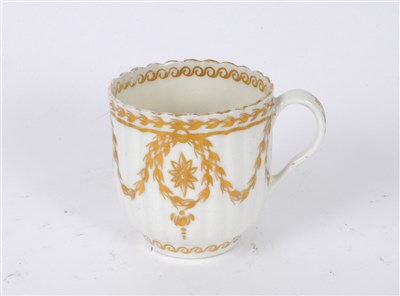 Lot 40 - A Worcester porcelain coffee cup