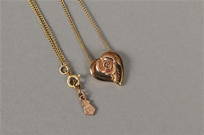 Lot 94 - A Clogau 9ct gold pendant on a chain