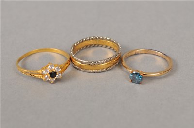 Lot 99 - Three rings