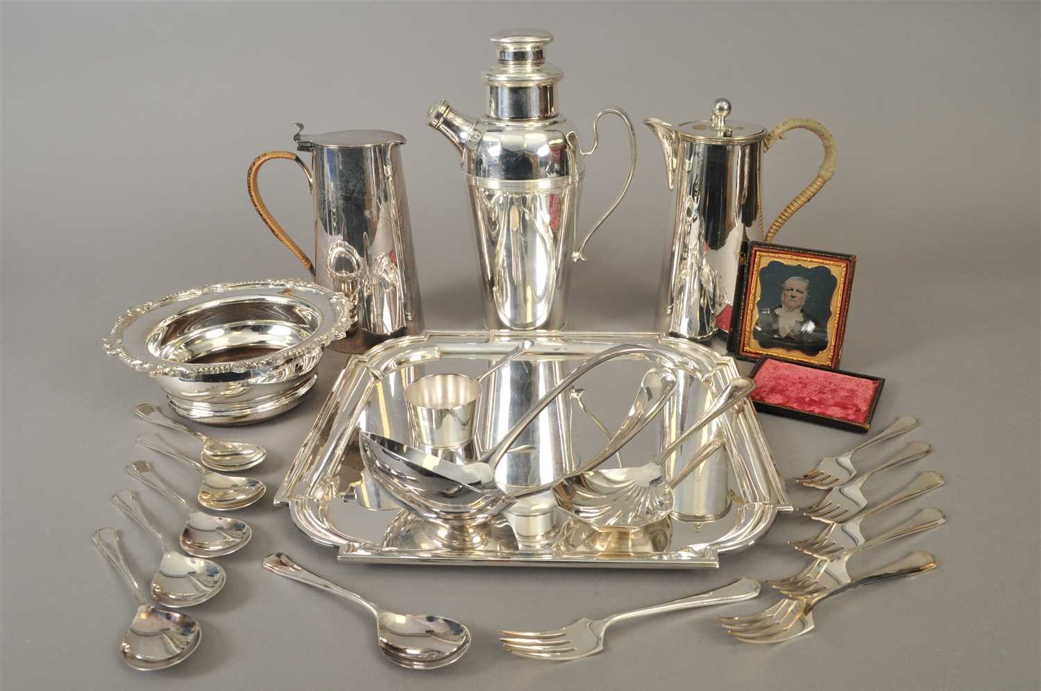 Lot 27 - A collection of silver plated wares