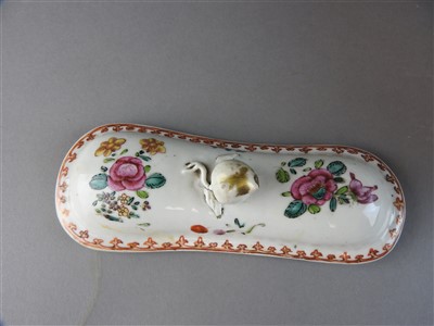 Lot 23 - A Chinese export porcelain famille rose...