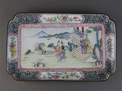 Lot 11 - A canton enamel tray with figure scenes, Qing...