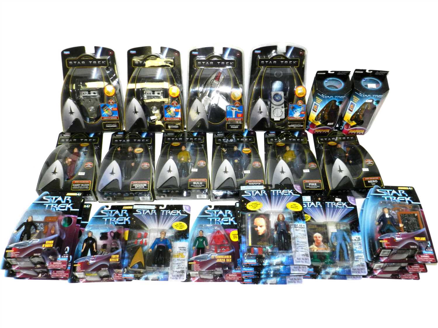 Lot 352 - Playmates Blister-packed Star Trek figures and...