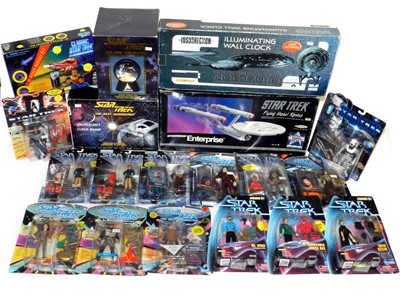 Lot 353 - Star Trek mixed lot: Estes Flying Enterprise...