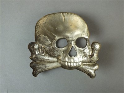 Lot 331 - Prussian Hussars Death's Head helmet badge