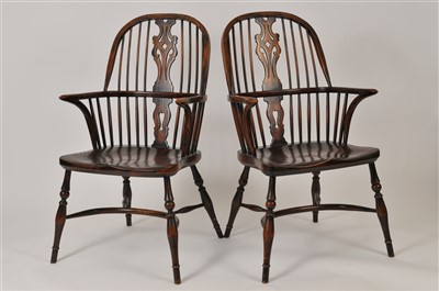 Lot 515 - A set of six good quality reproduction spindle back Windsor kitchen armchairs