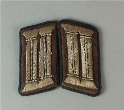 Lot 361 - Set of early German Third Reich NSDAP collar tabs