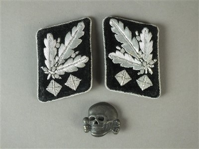 Lot 363 - Set of reproduction German Third Reich SS collar tabs