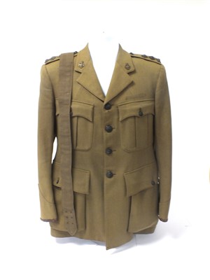 Lot 377 - WW2 British Army Chaplain's tunic