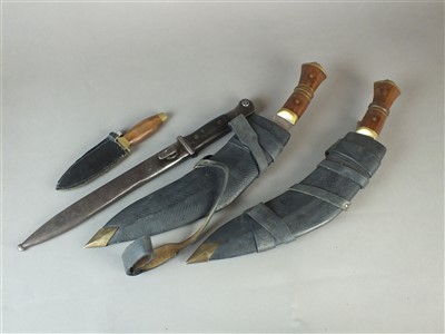 Lot 393 - German WW2 bayonet, two kukri knives and a miniature dagger