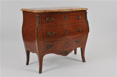 Lot 439 - An early 20th century Louis XV style kingwood, walnut and boxwood strung bombe commode