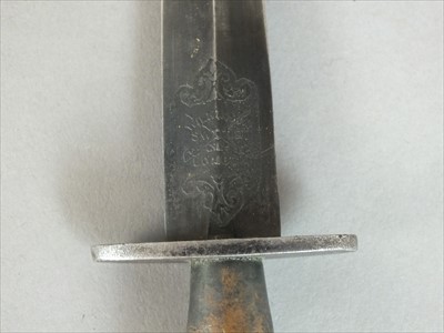 Lot 261 - WW2 Fairbairn-Sykes Type-2 Commando Knife