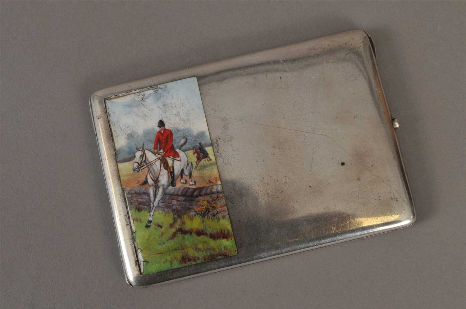 Lot 9 - A silver and enamel cigarette case