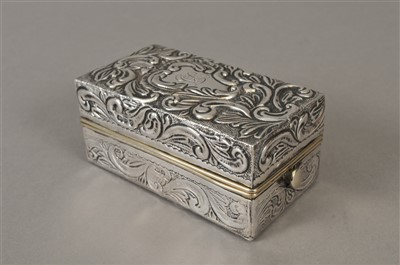 Lot 30 - A Victorian silver hinged box