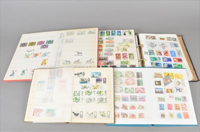 Lot 110 - A collection of stamps