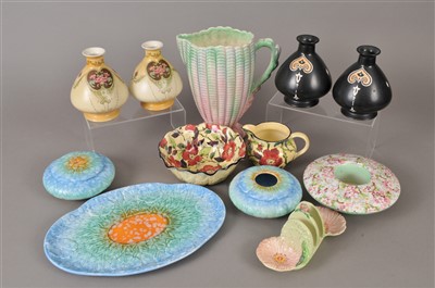 Lot 147 - Assorted collection of early-mid 20th century decorative ceramics