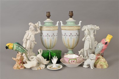 Lot 227 - A mixed collection of ceramics and glass