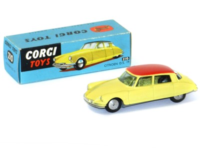 Lot 375 - Corgi 210 Citroen DS19, boxed. In pale yellow...