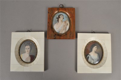 Lot 111 - Miniatures