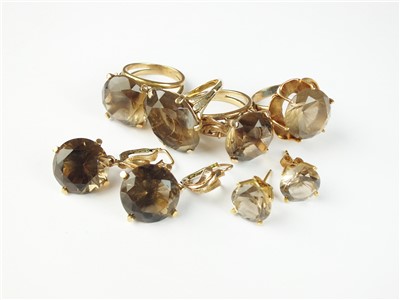 Lot 94 - A collection of smoky quartz jewellery