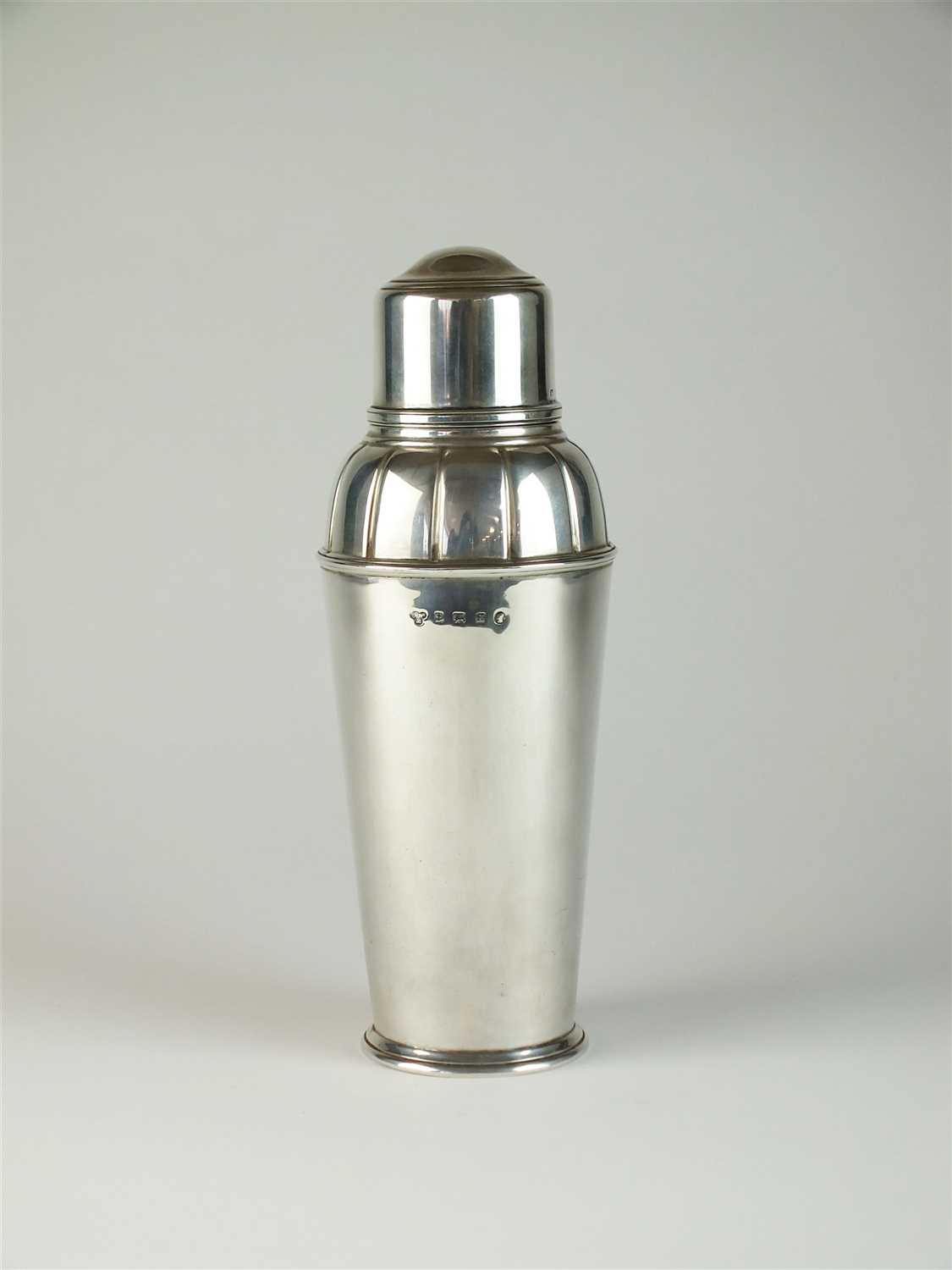 Lot 11 - An Art Deco Harrods silver cocktail shaker