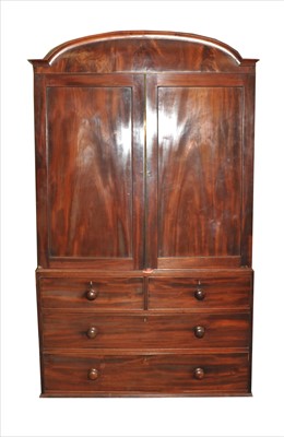 Lot 759 - A 19th century mahogany linen press