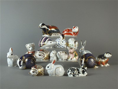 Lot 215 - Nineteen Royal Crown Derby imari paperweight models