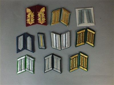 Lot 399 - German insignia