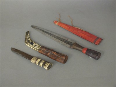 Lot 286 - Inuit knife and further hunting knife