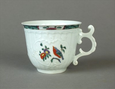 Lot 364 - An early Worcester coffee cup