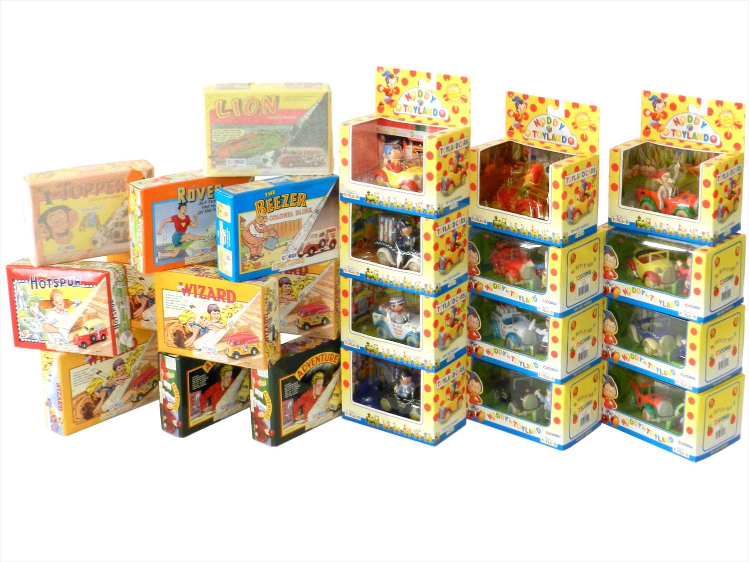 Lot 526 - Corgi Chipperfields Circus boxed Vehicles